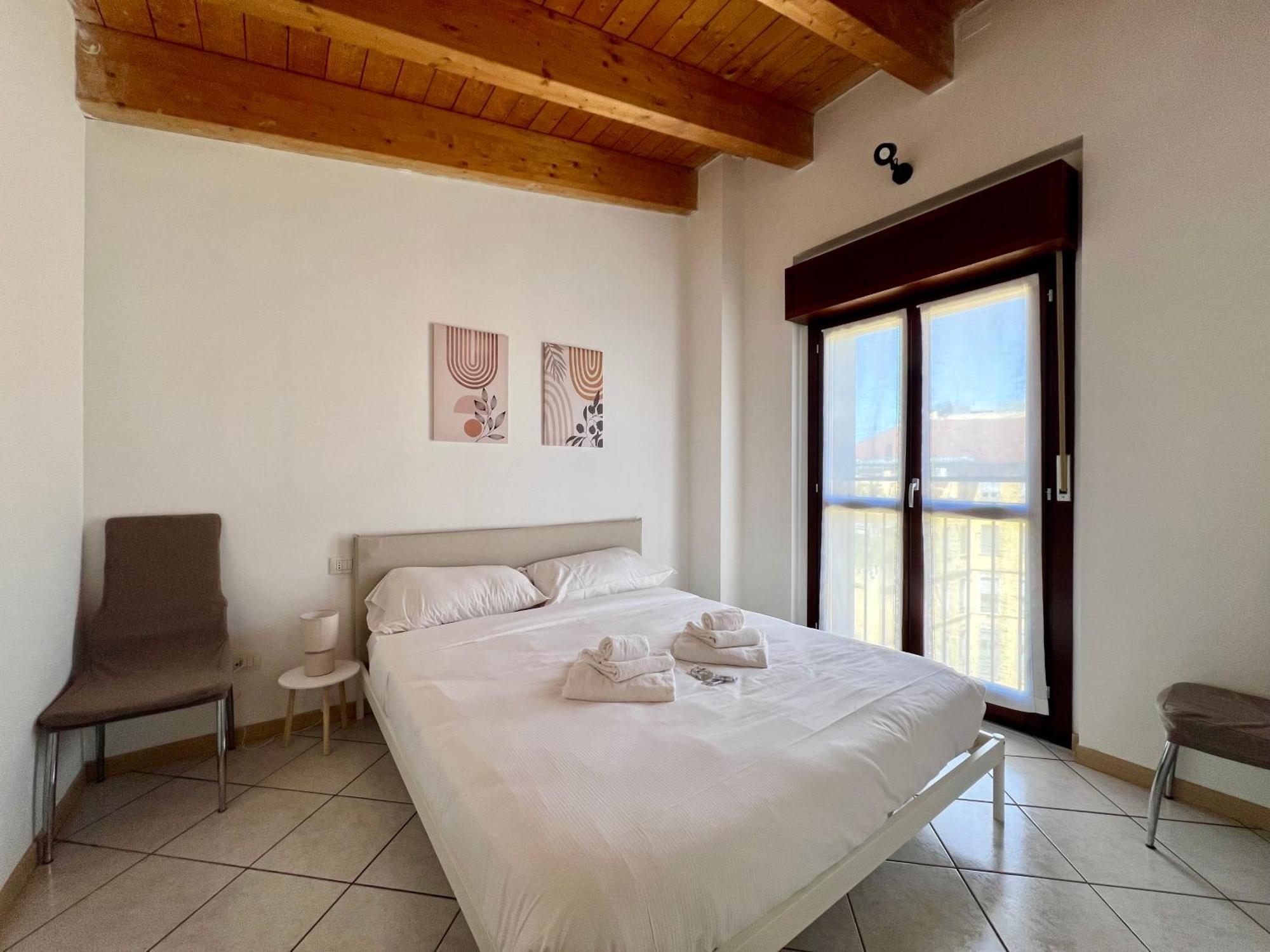 Big Skyview Goldoni - Duomo M4 Lin Airport Apartment Milan